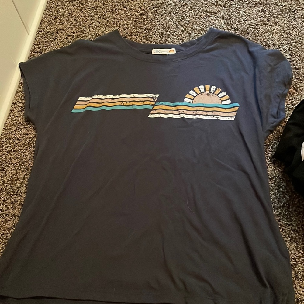 super cute graphic tee